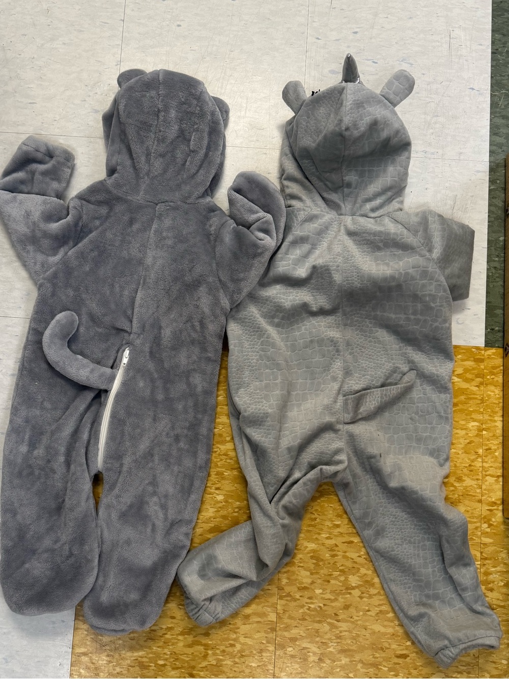 Source Unknown Grey Plush Animal Hooded Kids Costume Set 15.00 for both costumes